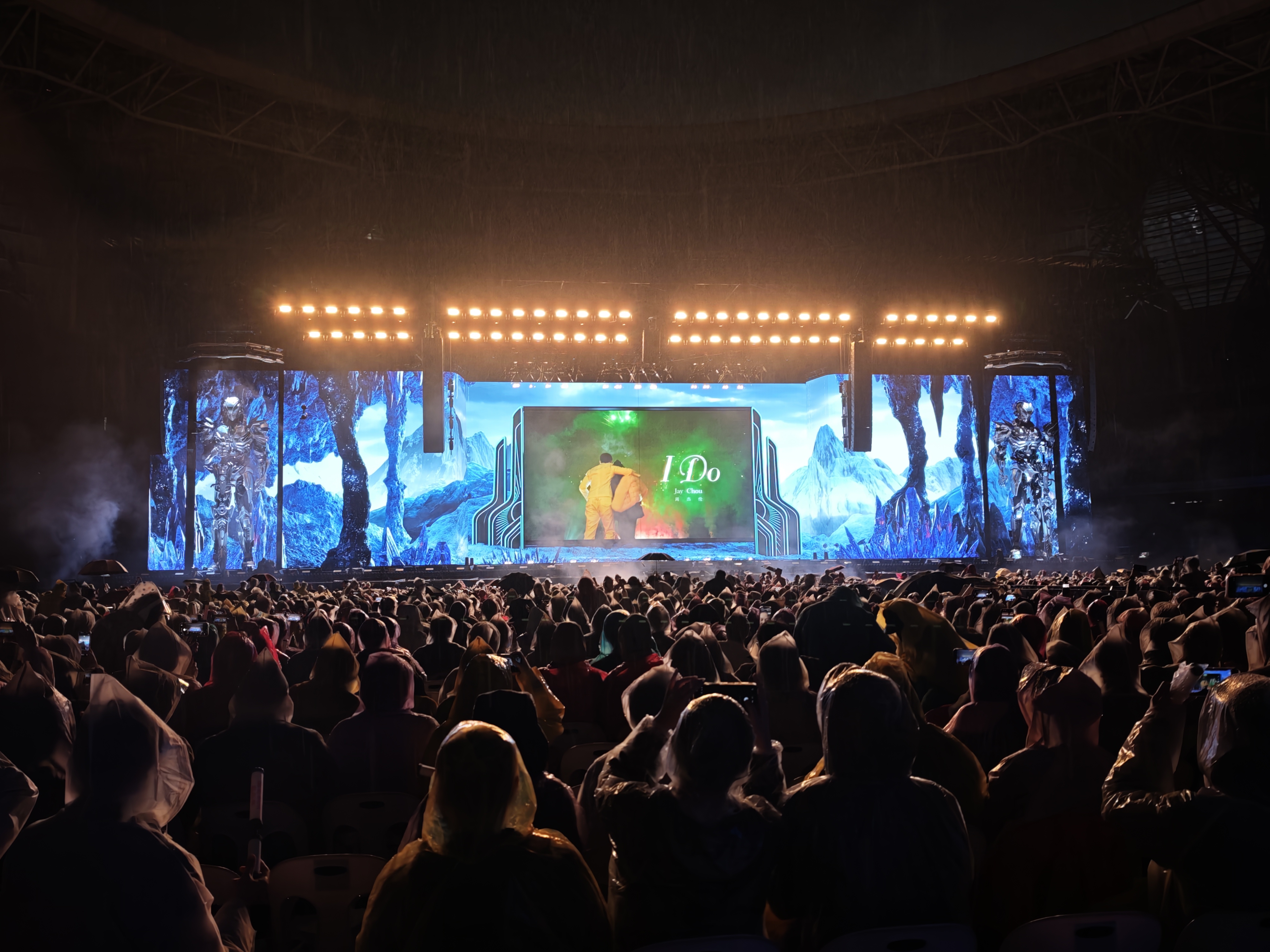 Jay Chou Carnival II World Tour | Large-Scale Touring LED Display Solution by Lightlink